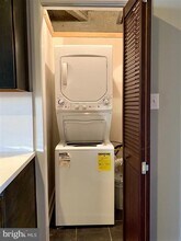 723 Sansom St in Philadelphia, PA - Building Photo - Building Photo