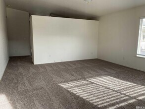 17725 Davenport Ln in Reno, NV - Building Photo - Building Photo