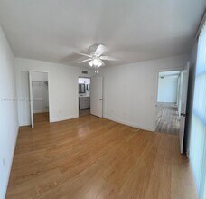 11750 SW 18th St in Miami, FL - Building Photo - Building Photo