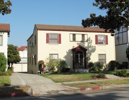 317-319 1/2 N. Palm Ave. Apartments