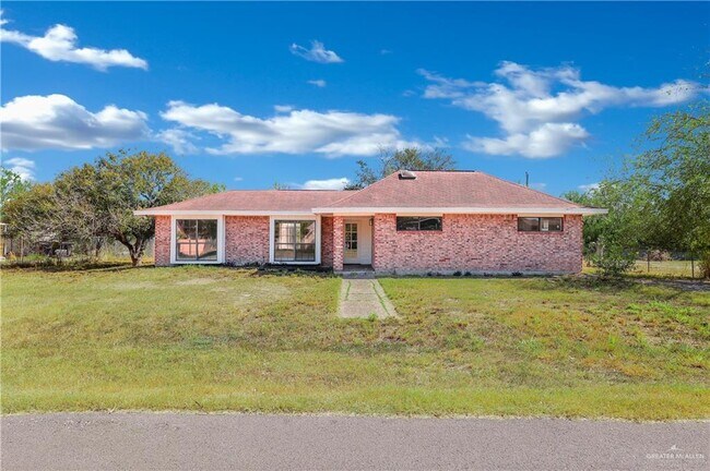 26 Tiquisate Ave in Edinburg, TX - Building Photo - Building Photo