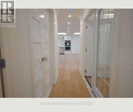 136 Wye Valley Rd in Toronto, ON - Building Photo - Building Photo