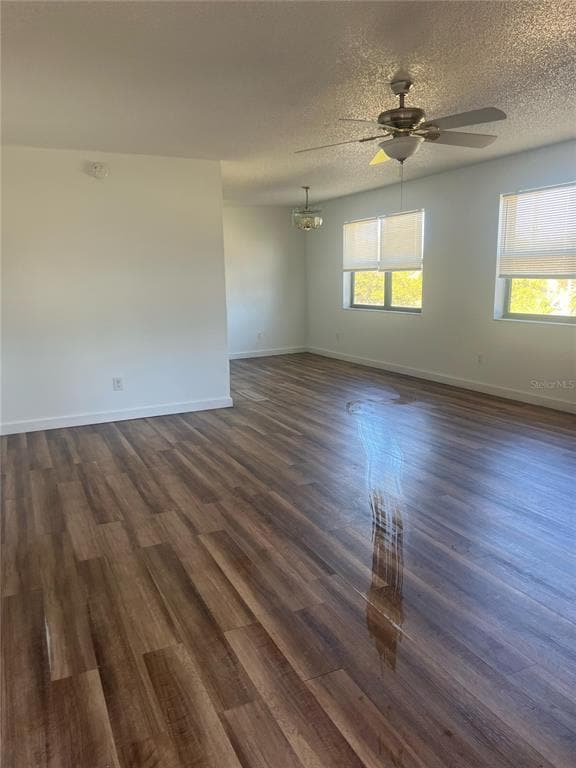 1626 49th St S in Gulfport, FL - Building Photo - Building Photo