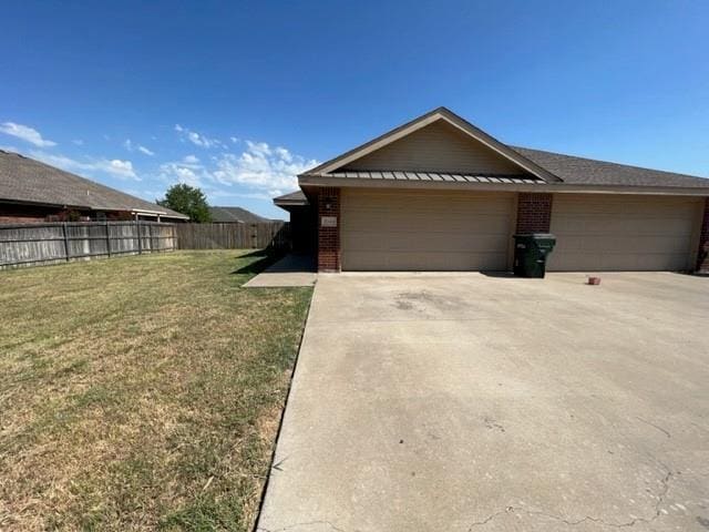 property at 3949 Carrera Ln