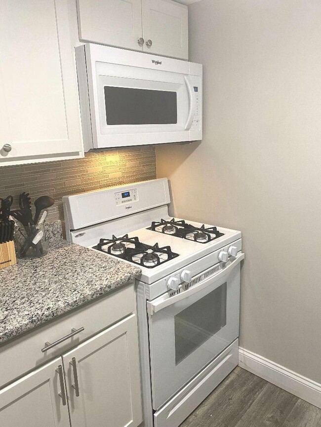 1544 Oakridge Rd in Baltimore, MD - Building Photo - Building Photo