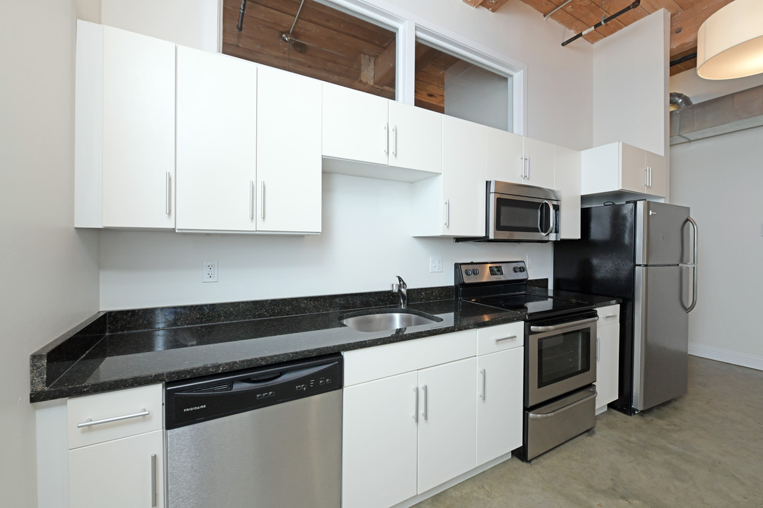 Star Mill Lofts in Middleboro, MA - Foto de edificio