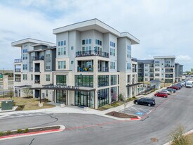 The Heights at 8721 in Austin, TX - Building Photo