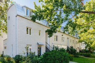 612 Georges-Vanier Boul in Montréal, QC - Building Photo