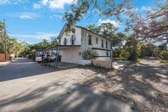 2242 23rd Ave S in St. Petersburg, FL - Building Photo - Building Photo