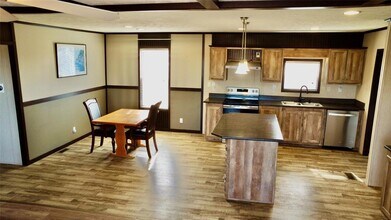 17310 State Hwy 95 in Coupland, TX - Building Photo - Building Photo