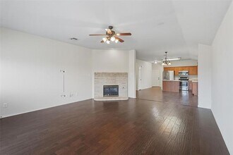 9822 Revolution Way in Frisco, TX - Building Photo - Building Photo