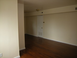 400 Chesapeake St SE in Washington, DC - Building Photo - Interior Photo