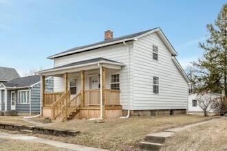 733 Smith St in Monroe, MI - Building Photo - Building Photo