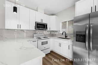 5966 Baja Dr in San Diego, CA - Building Photo - Building Photo