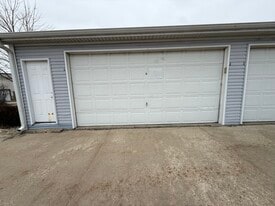 3170 W Monroe St in Waukegan, IL - Building Photo