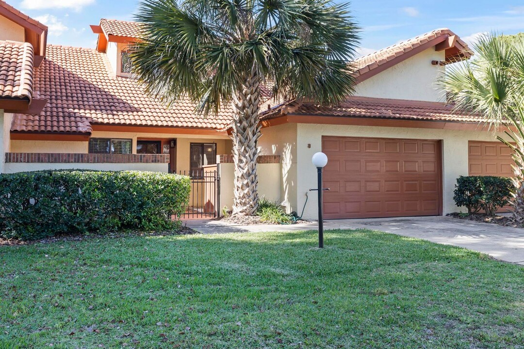 3 Village Cir in Palm Coast, FL - Building Photo