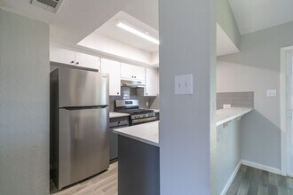 505 Old W Dr in Round Rock, TX - Building Photo - Building Photo