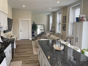 4401 Butler St, Unit Floor #2 in Pittsburgh, PA - Building Photo - Building Photo