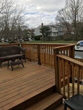 13659 Forest Pond Ct in Centreville, VA - Foto de edificio - Building Photo
