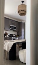 69 Oak St in Camarillo, CA - Building Photo - Building Photo