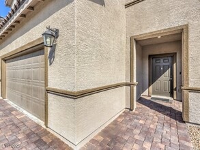 6130 Sinks Canyon Ave in Las Vegas, NV - Building Photo - Building Photo
