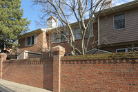 Opra House Square in Lexington, KY - Building Photo - Building Photo