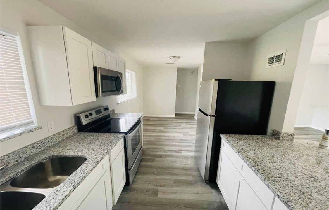 420 San Gabriel St in Winter Springs, FL - Building Photo