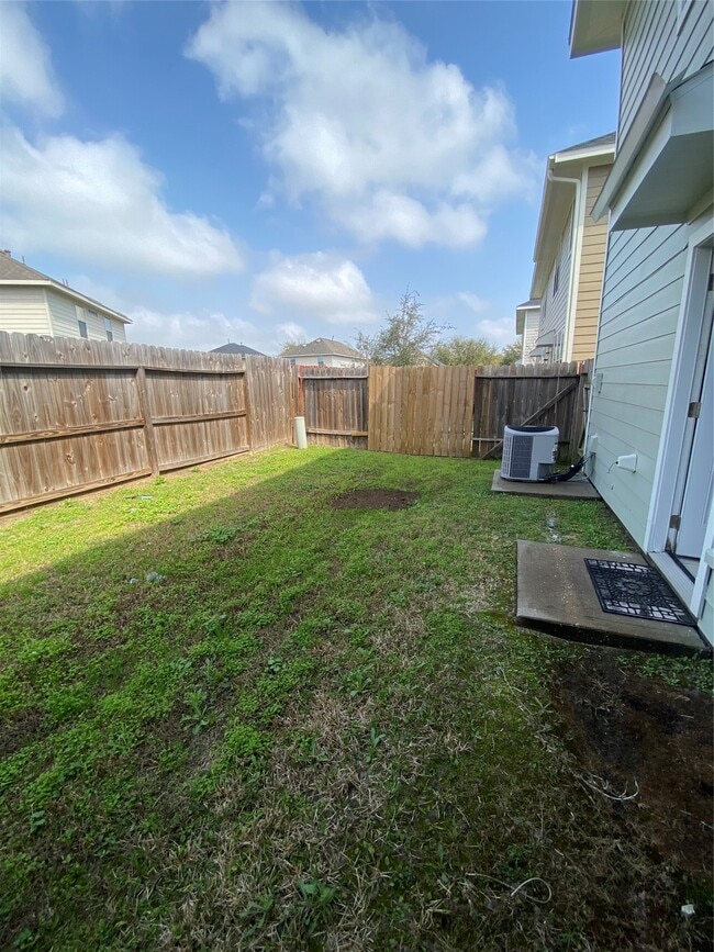 property at 8925 Elm Drake Ln