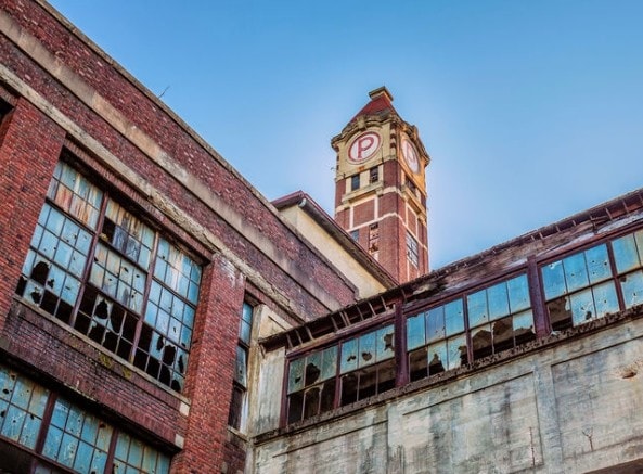 Peters Cartridge Factory in Maineville, OH - Foto de edificio
