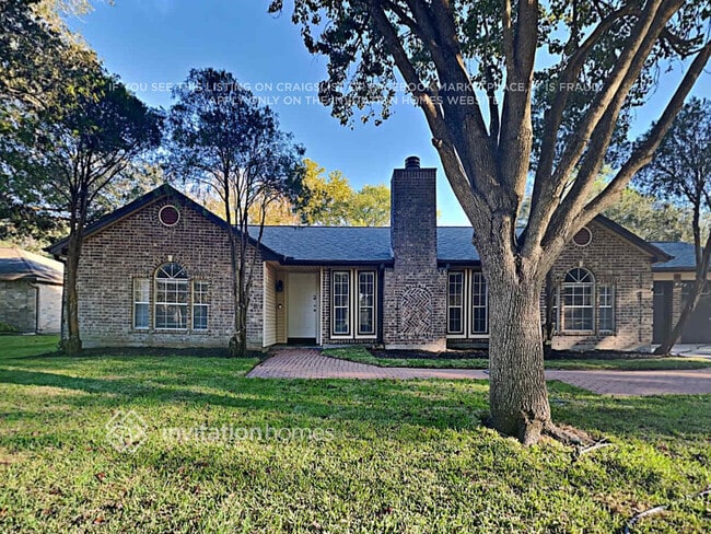 property at 1312 Bayou Oak Dr