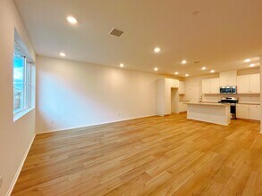 5629 Kate Way in Fontana, CA - Building Photo - Building Photo