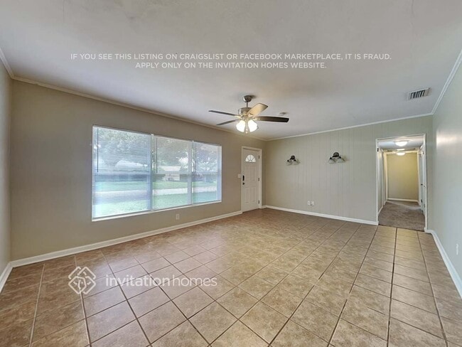 1520 Price Cir in Clearwater, FL - Building Photo - Building Photo