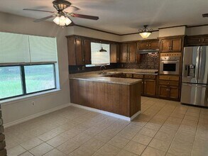 719 Diana Ln in Stephenville, TX - Building Photo - Building Photo