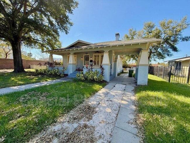 5406 N Suwanee Ave in Tampa, FL - Building Photo - Building Photo