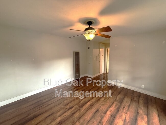 390 Ash St in Chico, CA - Building Photo - Building Photo