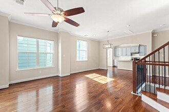 5610 Kiam St in Houston, TX - Building Photo - Building Photo