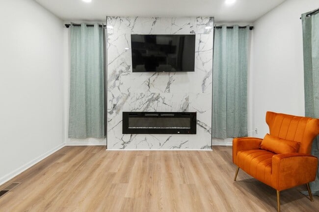 property at 150 N 22nd St