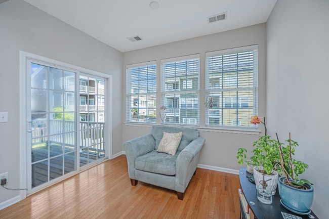 9042 Parlor Dr in Ladson, SC - Foto de edificio - Building Photo