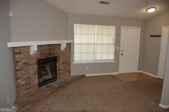 4952 Isle Royal Ct in Stone Mountain, GA - Building Photo - Building Photo