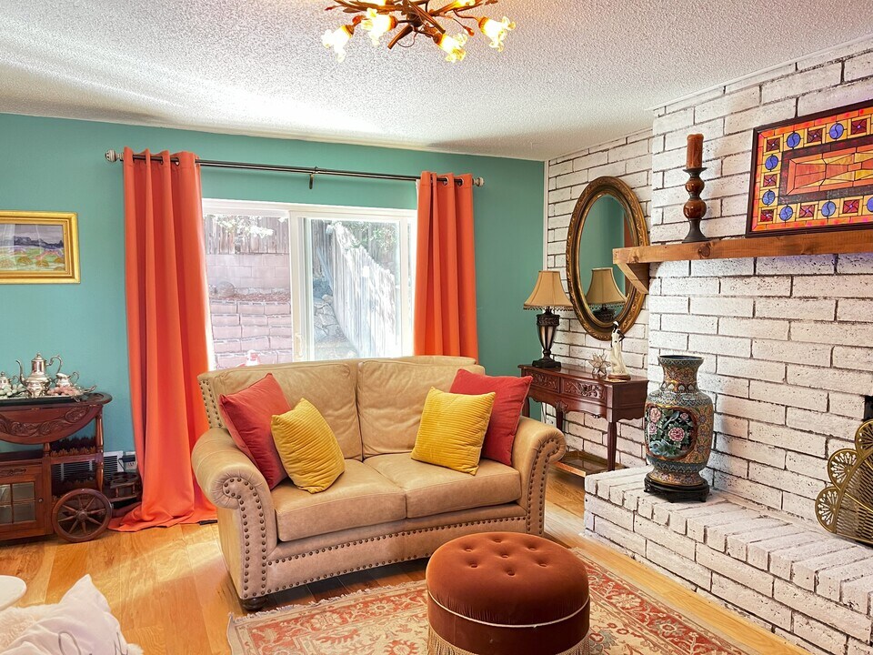 55 Verde Ridge Rd, Unit B in Los Alamos, NM - Building Photo