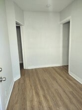 1321 35th St, Unit 4 in Galveston, TX - Foto de edificio - Building Photo