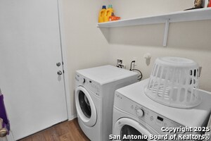 906 Andean Emerald in San Antonio, TX - Building Photo - Building Photo