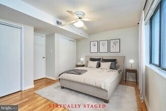 2016 N Adams St, Unit 304 in Arlington, VA - Foto de edificio - Building Photo