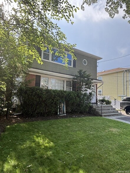 property at 441 Atlantic Ave