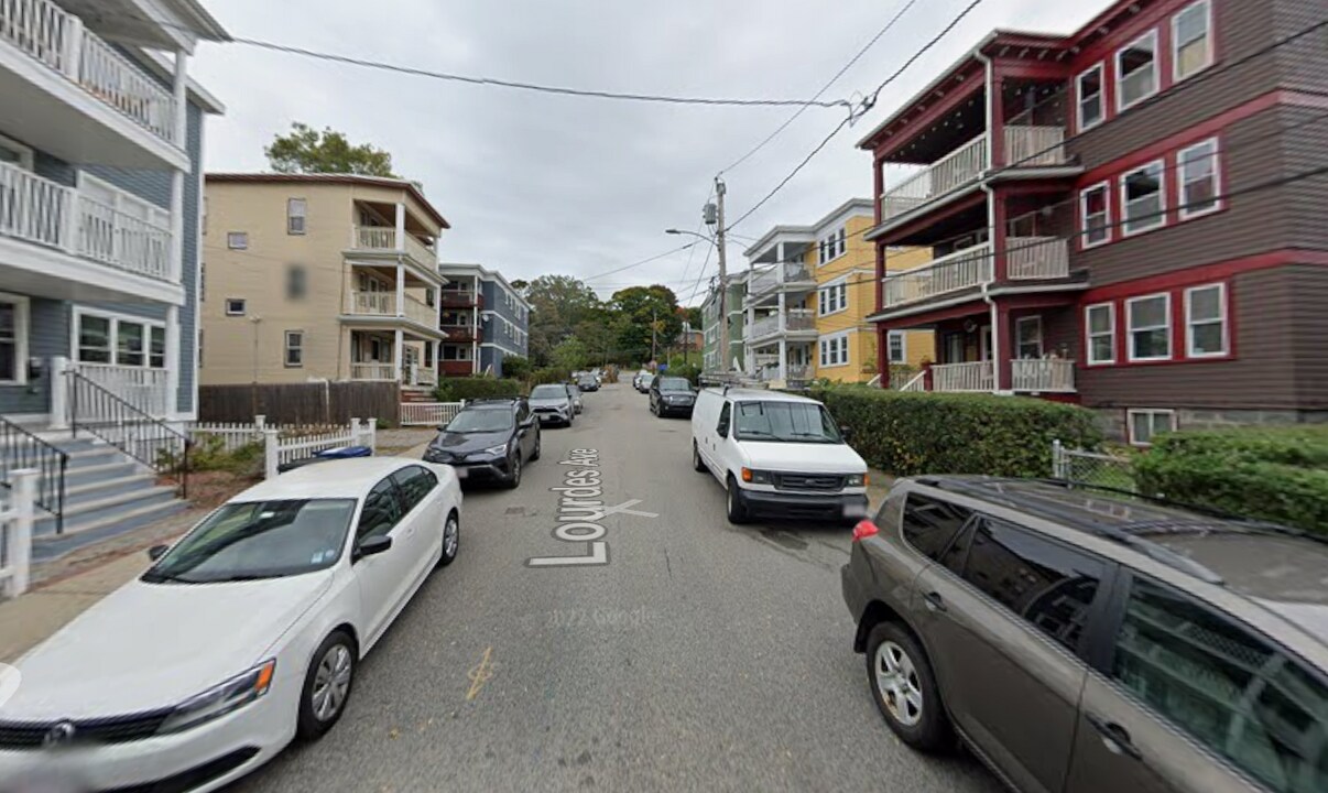 14 Lourdes Ave, Unit 2 in Boston, MA - Building Photo
