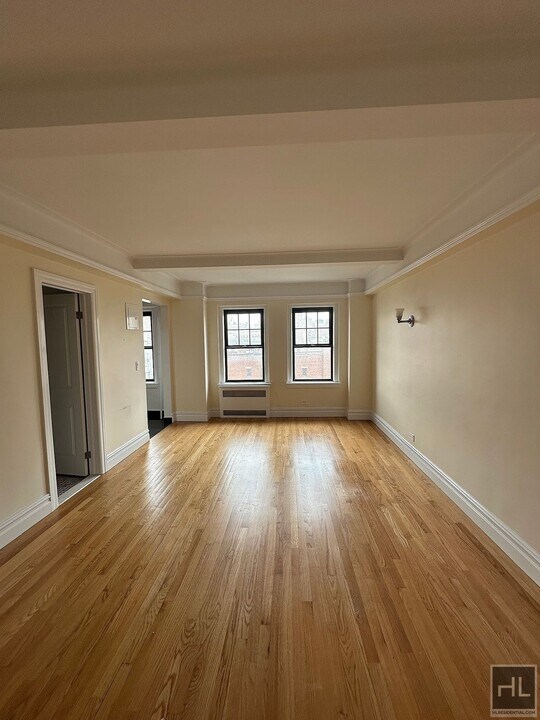 Christopher Street in New York, NY - Building Photo