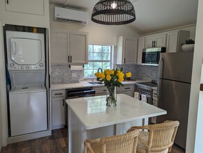 3419 Lake Harney Cir in Geneva, FL - Building Photo - Building Photo