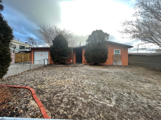 13312 Cloudview Ave NE in Albuquerque, NM - Building Photo - Building Photo