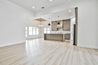 7616 53rd St in Lubbock, TX - Building Photo - Building Photo