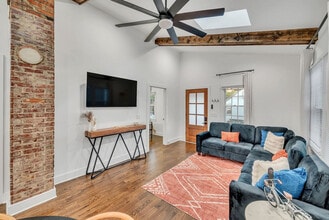 1331 4th Ave N in Nashville, TN - Building Photo - Building Photo